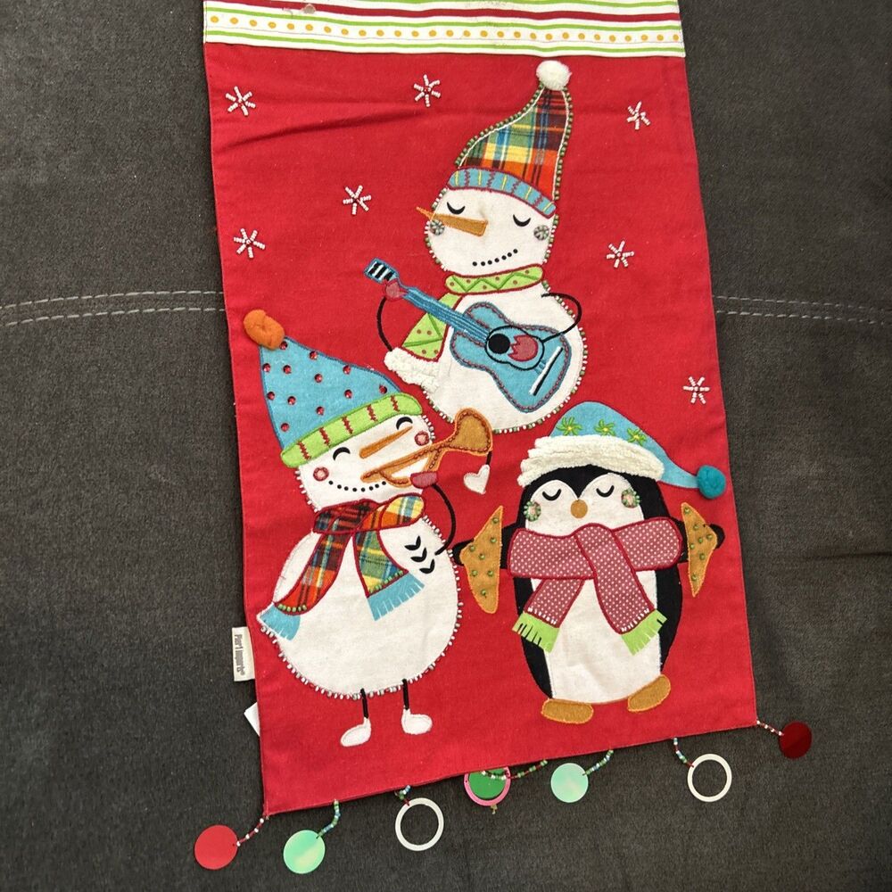 Pier 1 Imports Christmas Snowmen Penguins Beaded Table Runner Holiday Decor 72”